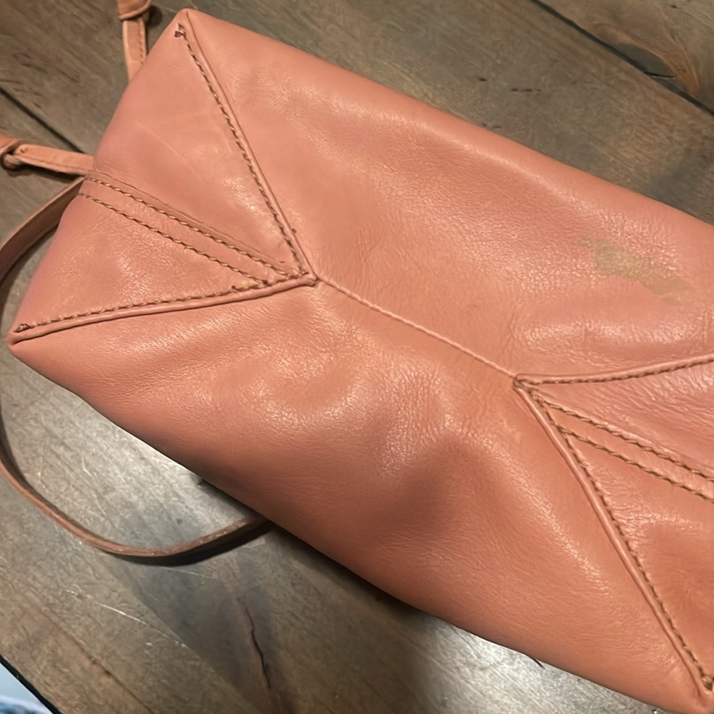 Madewell The Piazza Mini in the color Timber Beam. - Picture 7 of 7